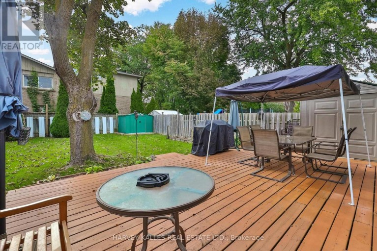 221 SNOWSHOE CRESCENT, Markham (German Mills), Ontario, L3T4N2
