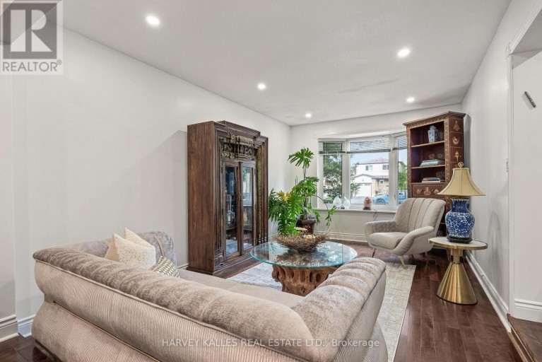 221 SNOWSHOE CRESCENT, Markham (German Mills), Ontario, L3T4N2