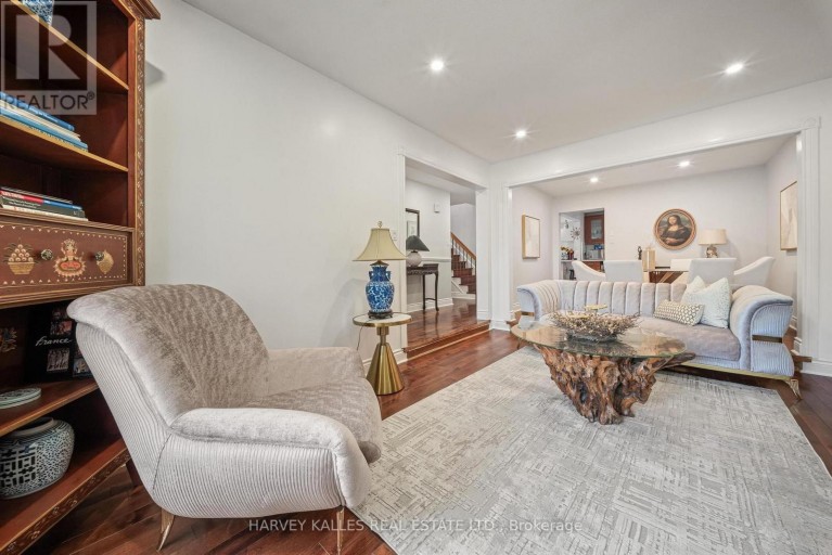 221 SNOWSHOE CRESCENT, Markham (German Mills), Ontario, L3T4N2