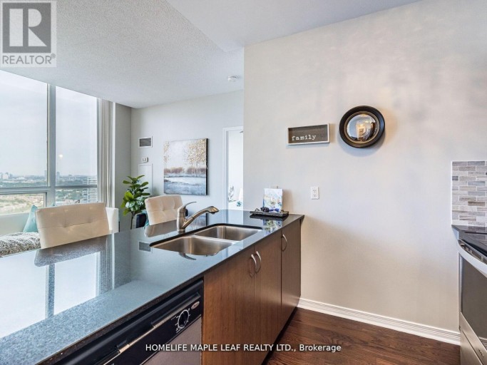 LPH02 - 2240 LAKESHORE BOULEVARD W, Toronto (Mimico), Ontario, M8V0B1