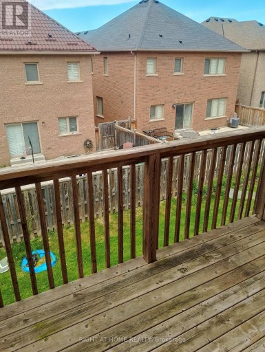 32 ASPEN HILLS ROAD, Brampton (Credit Valley), Ontario, L6Y6E4
