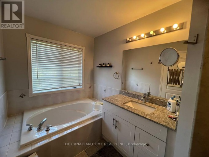 50 MONACO COURT W, Brampton (Fletcher's Meadow), Ontario, L7A1X4
