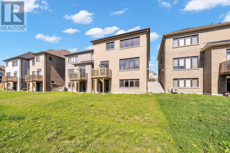 43 ED EWERT AVENUE, Clarington (Newcastle), Ontario, L1B0W7
