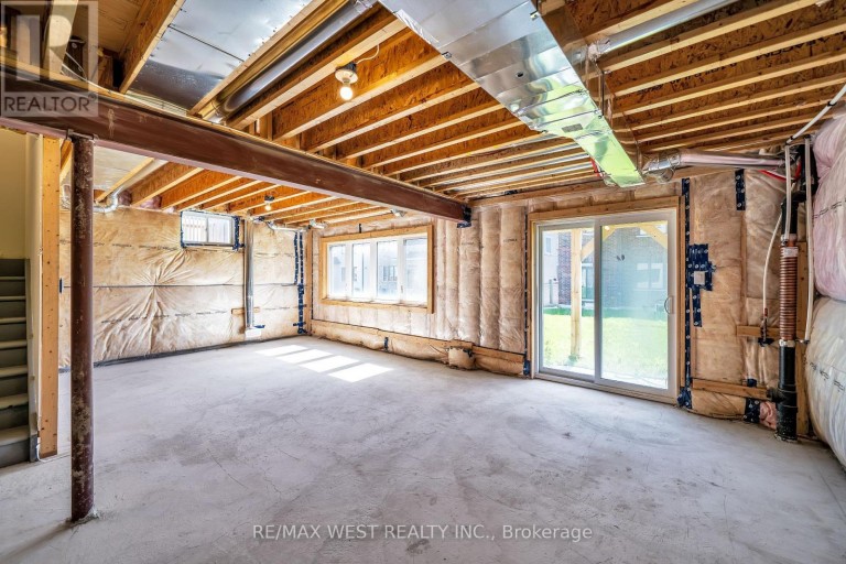 43 ED EWERT AVENUE, Clarington (Newcastle), Ontario, L1B0W7
