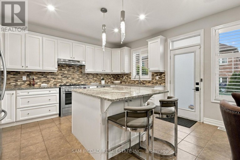 146 MCWILLIAMS CRESCENT, Oakville (GO Glenorchy), Ontario, L6M0W5