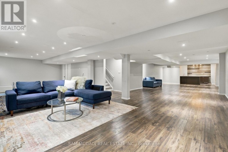 146 MCWILLIAMS CRESCENT, Oakville (GO Glenorchy), Ontario, L6M0W5