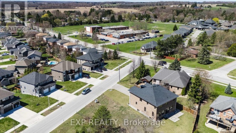 187 QUEEN STREET, Middlesex Centre (Komoka), Ontario, N0L1R0