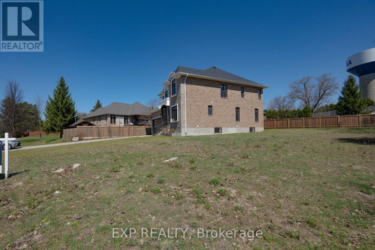187 QUEEN STREET, Middlesex Centre (Komoka), Ontario, N0L1R0