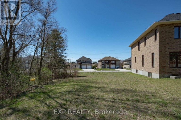 187 QUEEN STREET, Middlesex Centre (Komoka), Ontario, N0L1R0