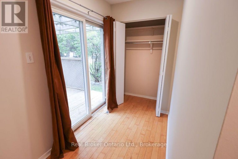 342 FLEMING DRIVE, London East (East D), Ontario, N5V4Y6