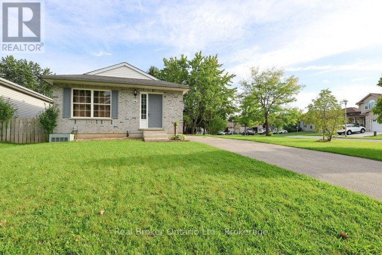 342 FLEMING DRIVE, London East (East D), Ontario, N5V4Y6