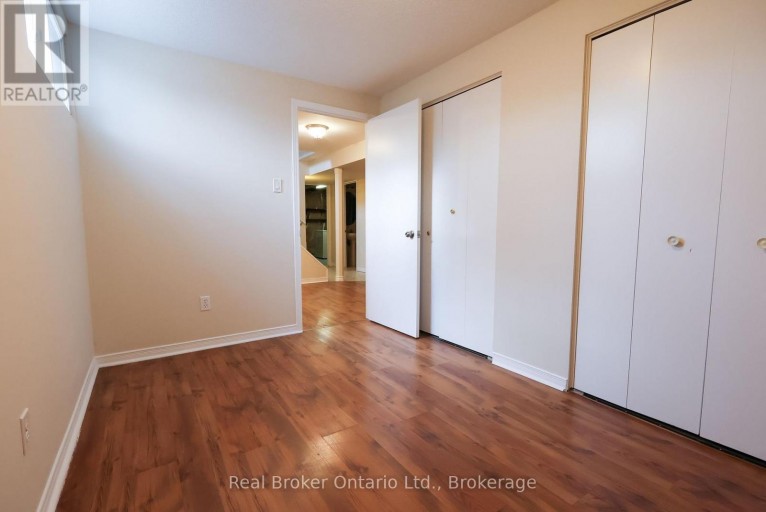 342 FLEMING DRIVE, London East (East D), Ontario, N5V4Y6