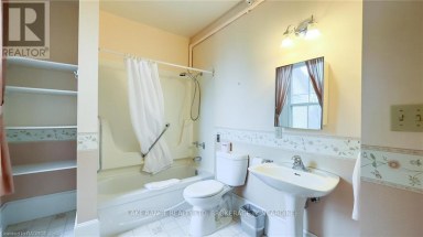 255 DURHAM STREET Kincardine Ontario photo 22