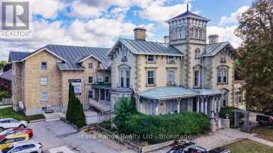255 DURHAM STREET Kincardine Ontario photo 4