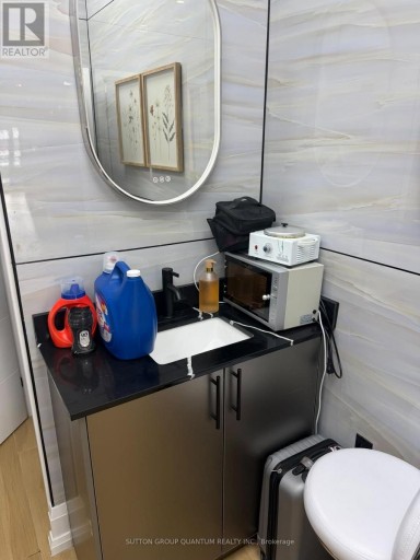 117 CROSS AVENUE, Oakville (QE Queen Elizabeth), Ontario, L6J2W7