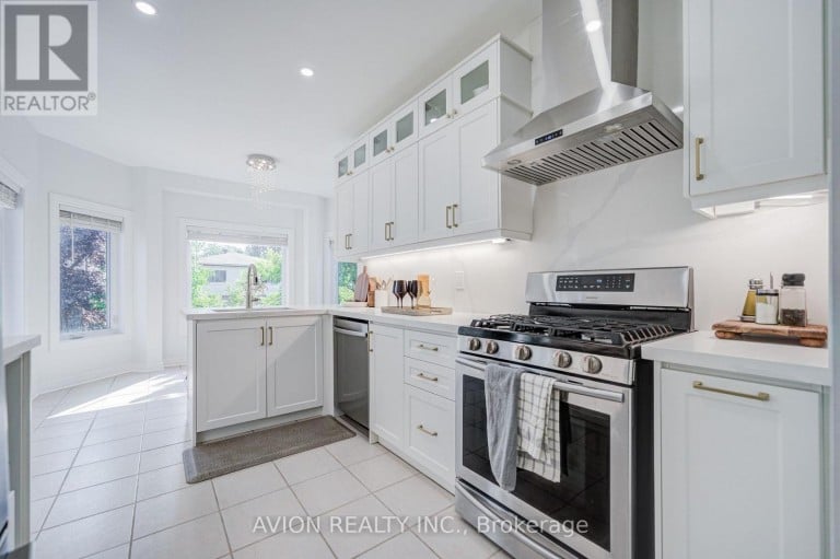 83 STONEBRIDGE BOULEVARD, Toronto (L'Amoreaux), Ontario, M1W4A8