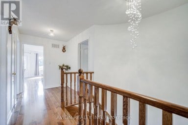 83 STONEBRIDGE BOULEVARD Toronto (L'Amoreaux) Ontario photo 20