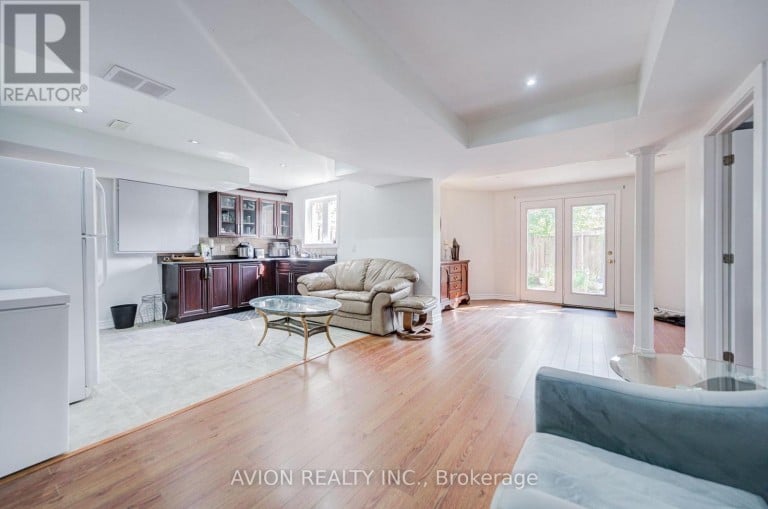 83 STONEBRIDGE BOULEVARD, Toronto (L'Amoreaux), Ontario, M1W4A8