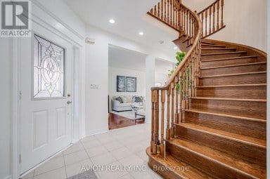 83 STONEBRIDGE BOULEVARD Toronto (L'Amoreaux) Ontario photo 4