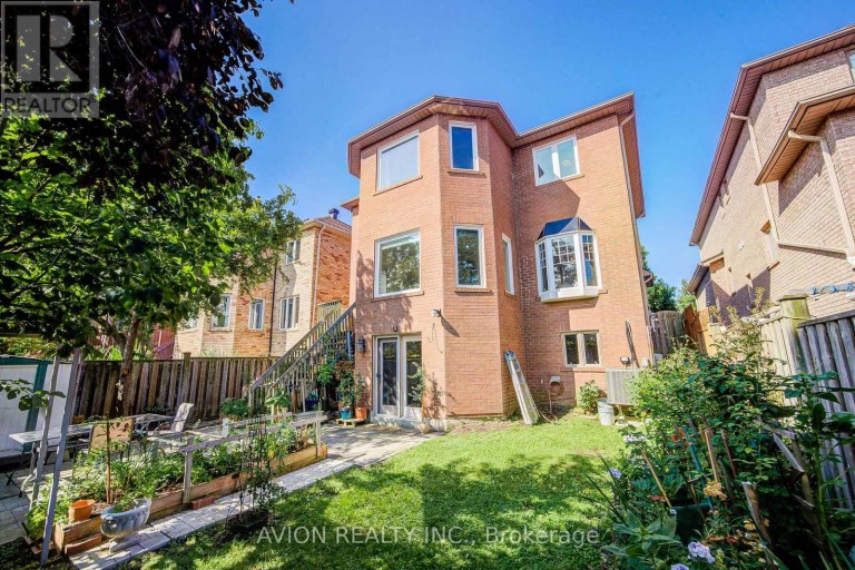 83 STONEBRIDGE BOULEVARD, Toronto (L'Amoreaux), Ontario, M1W4A8