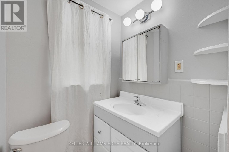 211 WENTWORTH STREET N, Hamilton (Landsdale), Ontario, L8L5V6