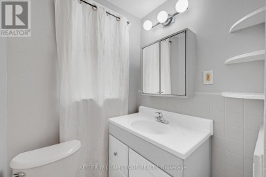 211 WENTWORTH STREET N Hamilton (Landsdale) Ontario photo 15