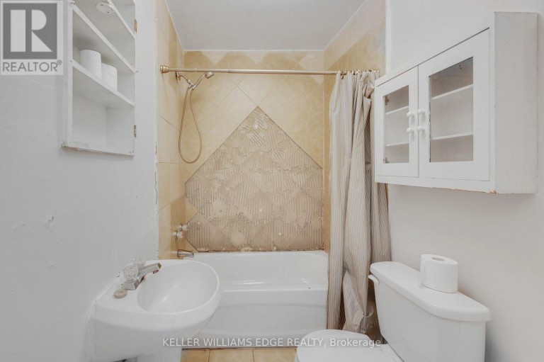 211 WENTWORTH STREET N, Hamilton (Landsdale), Ontario, L8L5V6