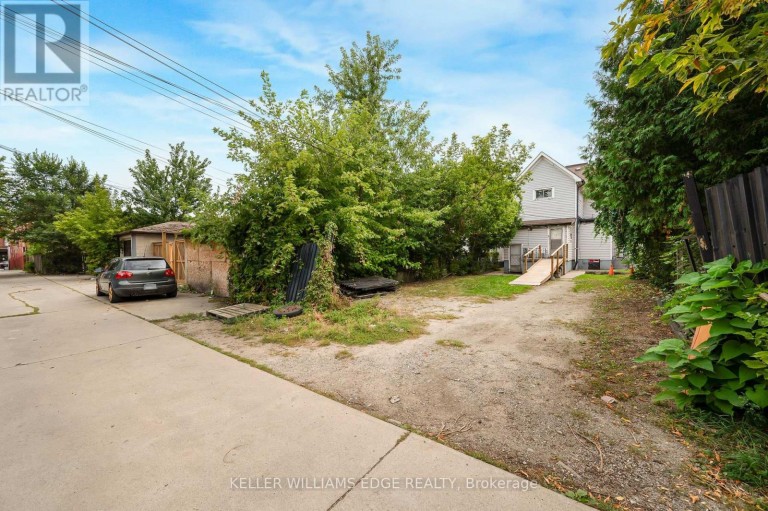 211 WENTWORTH STREET N, Hamilton (Landsdale), Ontario, L8L5V6