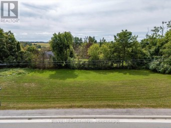 2245 FOURTH LINE Innisfil (Churchill) Ontario photo 4