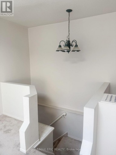 UPPER/2ND FLOOR - 1044 KINGSTON ROAD, Toronto (The Beaches), Ontario, M4E1T4