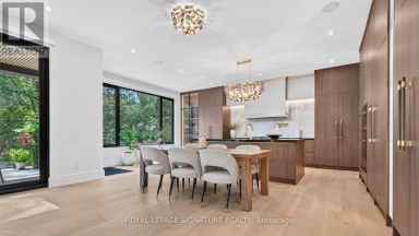 257 LAWRENCE AVENUE E Toronto (Bridle Path-Sunnybrook-York Mills) Ontario photo 14