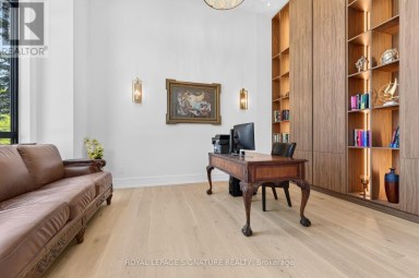 257 LAWRENCE AVENUE E Toronto (Bridle Path-Sunnybrook-York Mills) Ontario photo 3