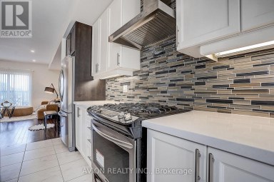32 MCGURRAN LANE Richmond Hill (Doncrest) Ontario photo 21
