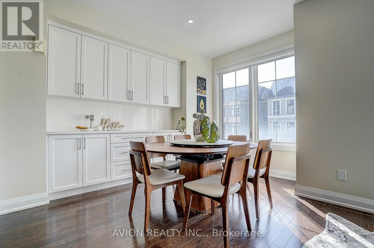 32 MCGURRAN LANE, Richmond Hill (Doncrest), Ontario, L4B0G8