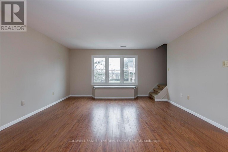 9 - 119 D'AMBROSIO DRIVE, Barrie (Painswick North), Ontario, L4N7N7