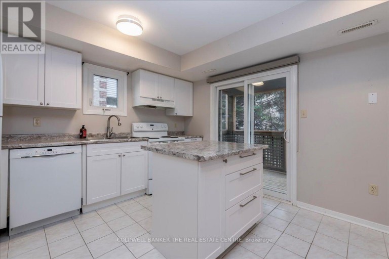 9 - 119 D'AMBROSIO DRIVE, Barrie (Painswick North), Ontario, L4N7N7
