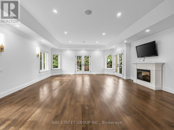 2334 HAMMOND ROAD, Mississauga (Sheridan), Ontario, L5K1T2