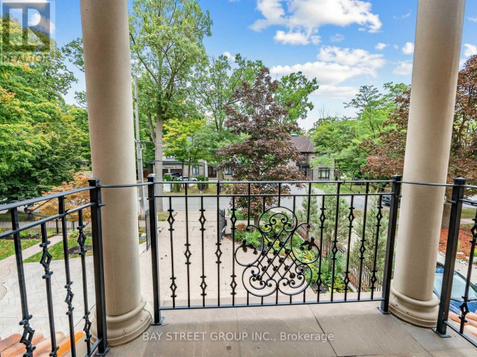 2334 HAMMOND ROAD, Mississauga (Sheridan), Ontario, L5K1T2