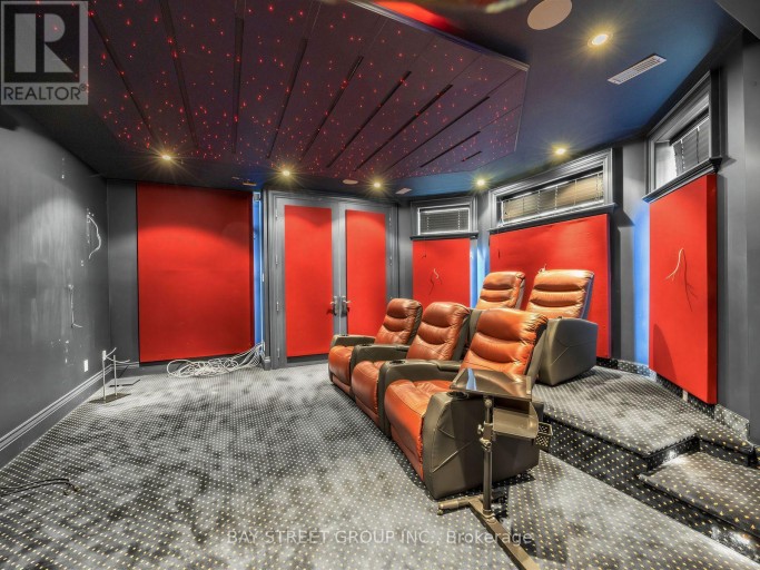 2334 HAMMOND ROAD, Mississauga (Sheridan), Ontario, L5K1T2