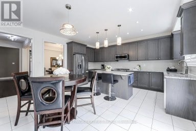 41 DANBY STREET Vaughan (Kleinburg) Ontario photo 12