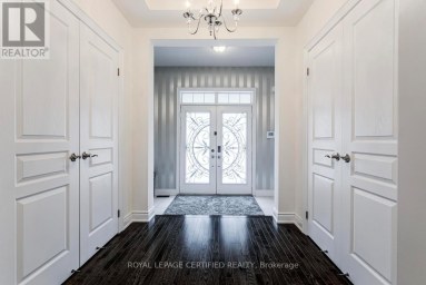 41 DANBY STREET Vaughan (Kleinburg) Ontario photo 2