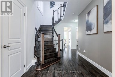 41 DANBY STREET Vaughan (Kleinburg) Ontario photo 4