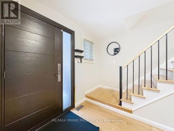 338 BROWNRIDGE DRIVE Vaughan (Brownridge) Ontario photo 4