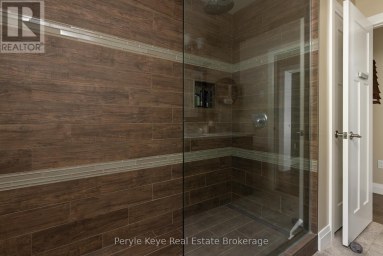 1054 INAWENDAWIN ROAD Lake of Bays (Ridout) Ontario photo 25