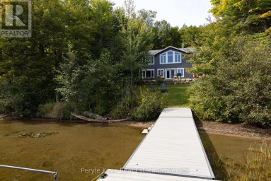 1054 INAWENDAWIN ROAD Lake of Bays (Ridout) Ontario photo 3
