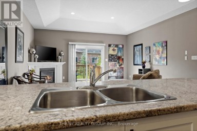 19 - 220 WALNUT STREET Lucan Biddulph (Lucan) Ontario photo 12