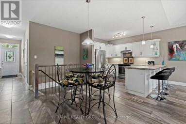 19 - 220 WALNUT STREET Lucan Biddulph (Lucan) Ontario photo 7