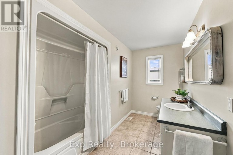 52 TREFUSIS STREET, Port Hope, Ontario, L1A4J2