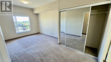 818 - 239 AUBURN DRIVE Waterloo Ontario photo 13