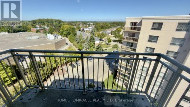 818 - 239 AUBURN DRIVE Waterloo Ontario photo 17
